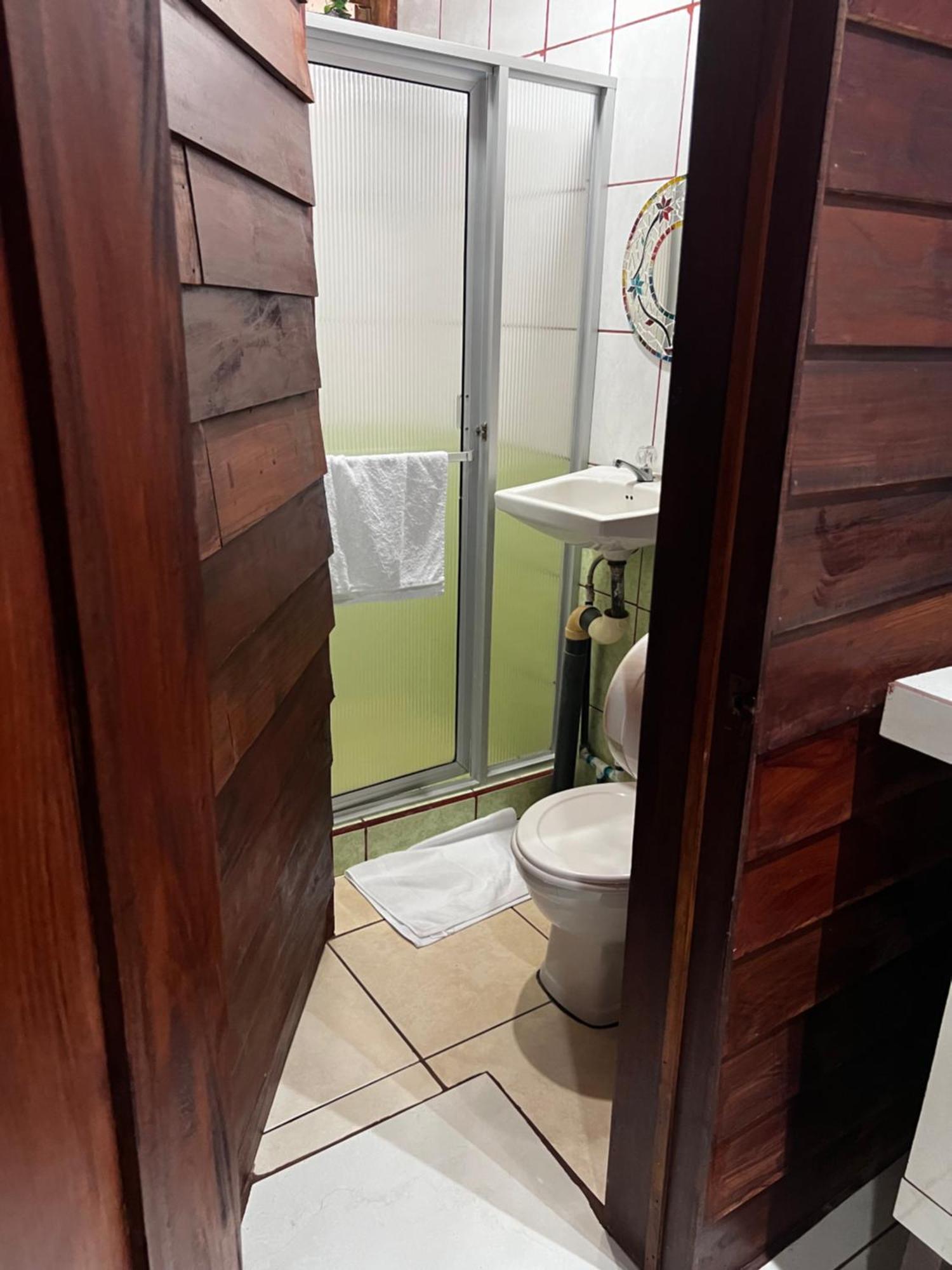 Cabinas Lupita La Fortuna Exteriör bild